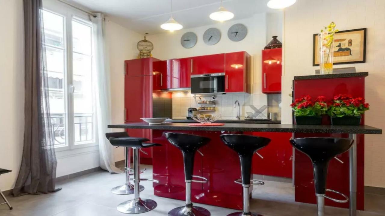 Stylish White And Red Apartments Juan-les-Pins Kültér fotó
